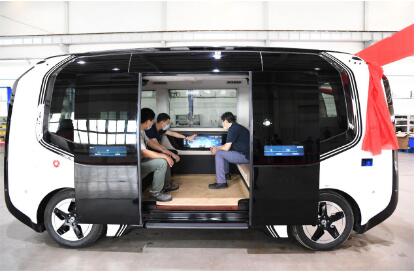 国内首款东风L4级自动驾驶汽车量产下线