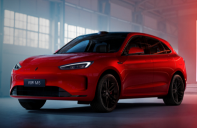 口碑持续刷屏！问界新M5 Ultra以硬核实力成为年终品质之选